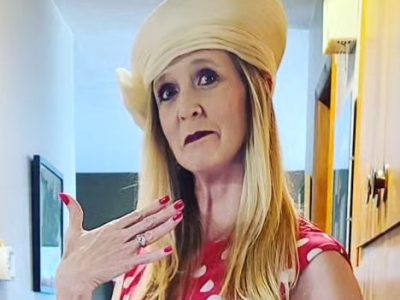 Should I be me or be&nbsp;Barbie?